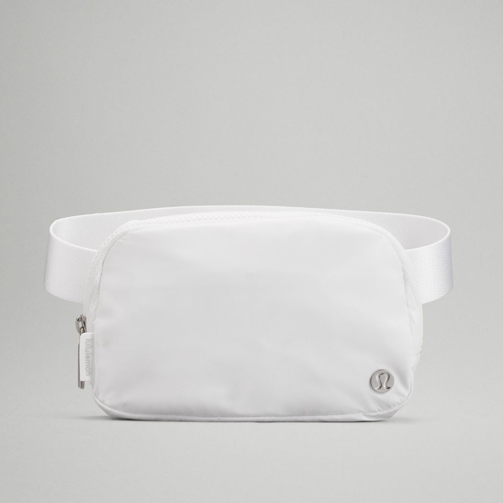 Lululemon Everywhere Belt Bag 1L